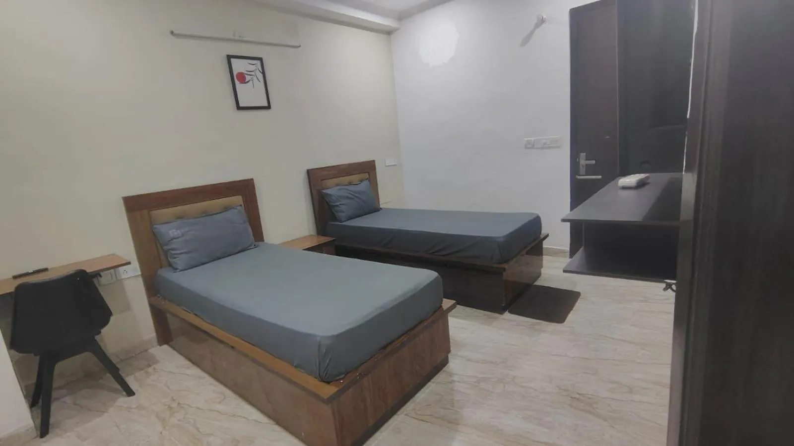 Living Homes Sagitta- Sector 51, Artemis Hospital, Near Unitech Cyber Park グルガウン
