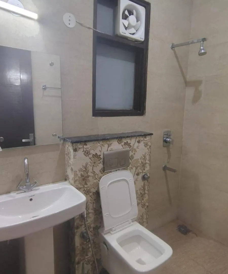 Living Homes Sagitta- Sector 51, Artemis Hospital, Near Unitech Cyber Park グルガウン 0*,
